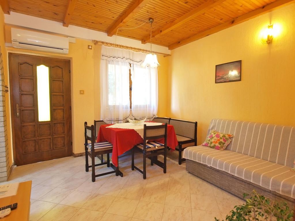 Apartments Milan 1457 罗维尼 外观 照片
